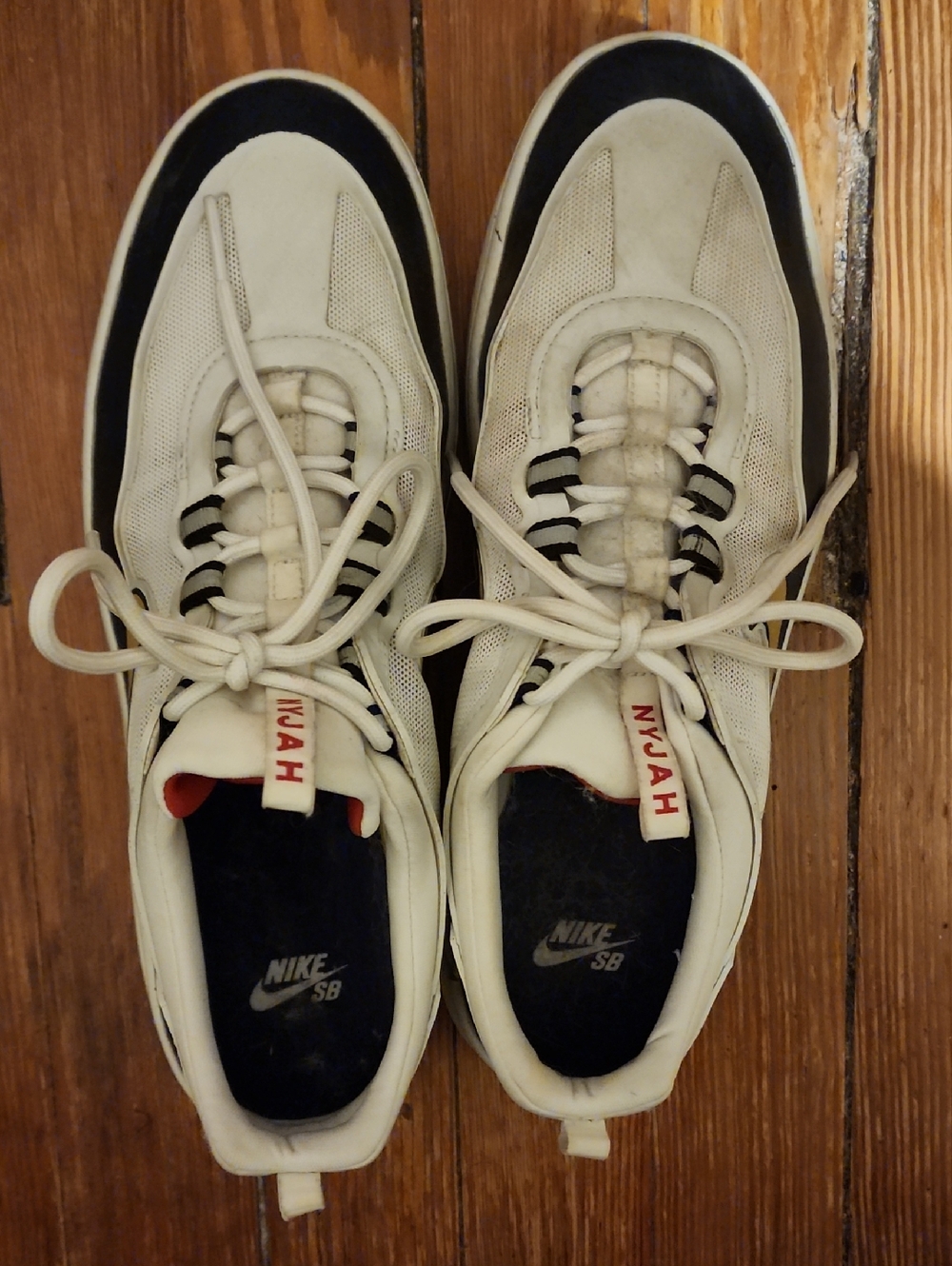 Nike SB Nyah Free 2 White Navy And Gold Mens Skateboarding Sneakers Size 10